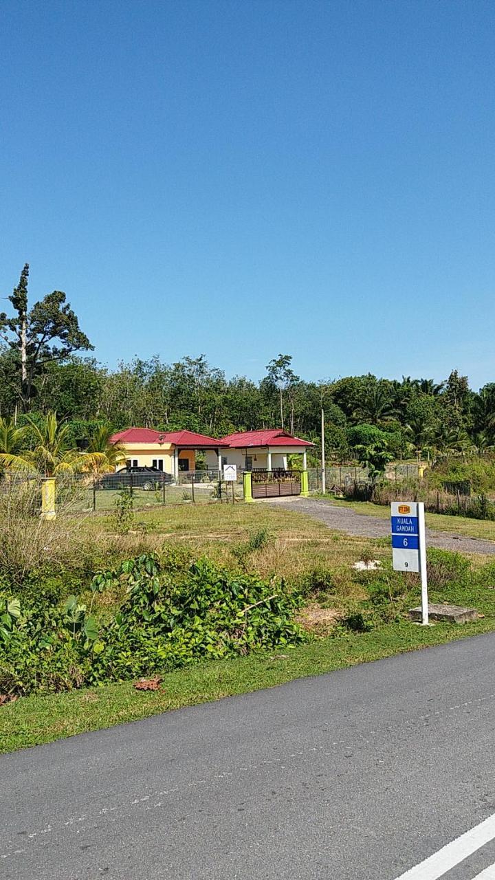 Dhia Irdina Homestay Paya Rewak Exterior foto