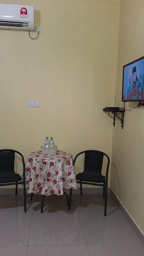 Dhia Irdina Homestay Paya Rewak Exterior foto